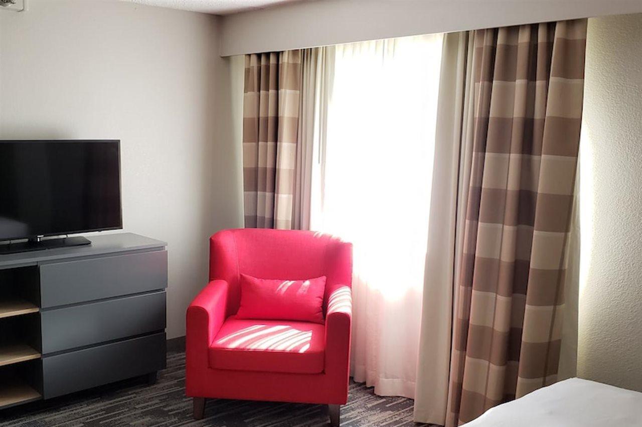 Wingate By Wyndham Lincoln Airport East Hotel Kültér fotó