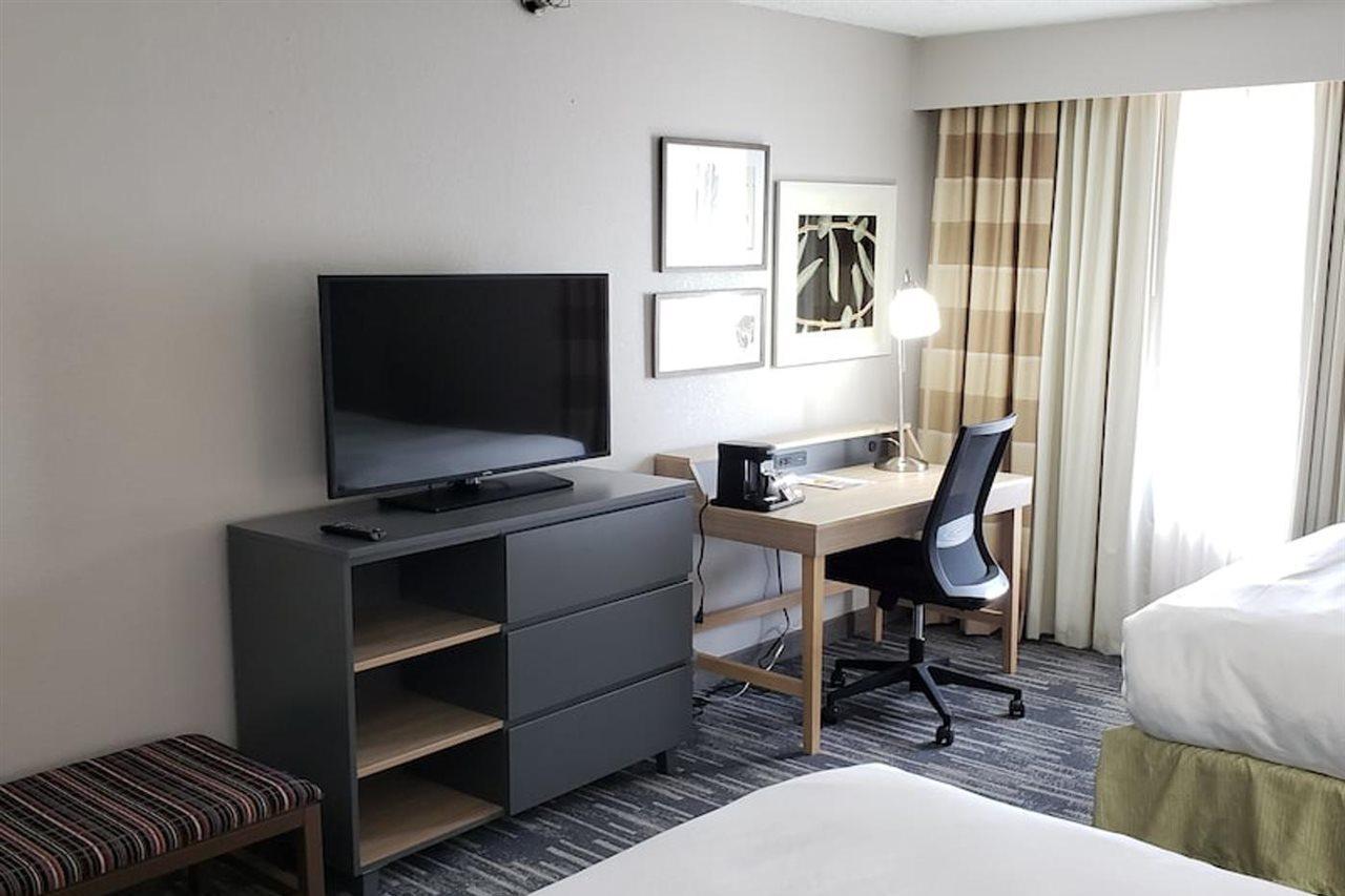 Wingate By Wyndham Lincoln Airport East Hotel Kültér fotó