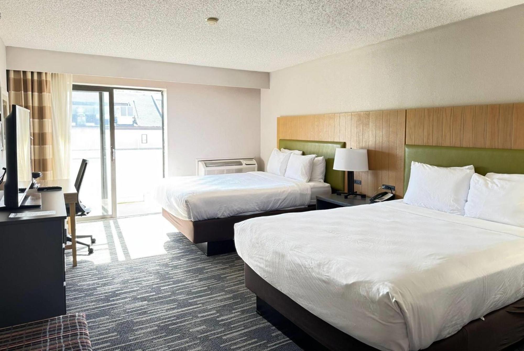 Wingate By Wyndham Lincoln Airport East Hotel Kültér fotó