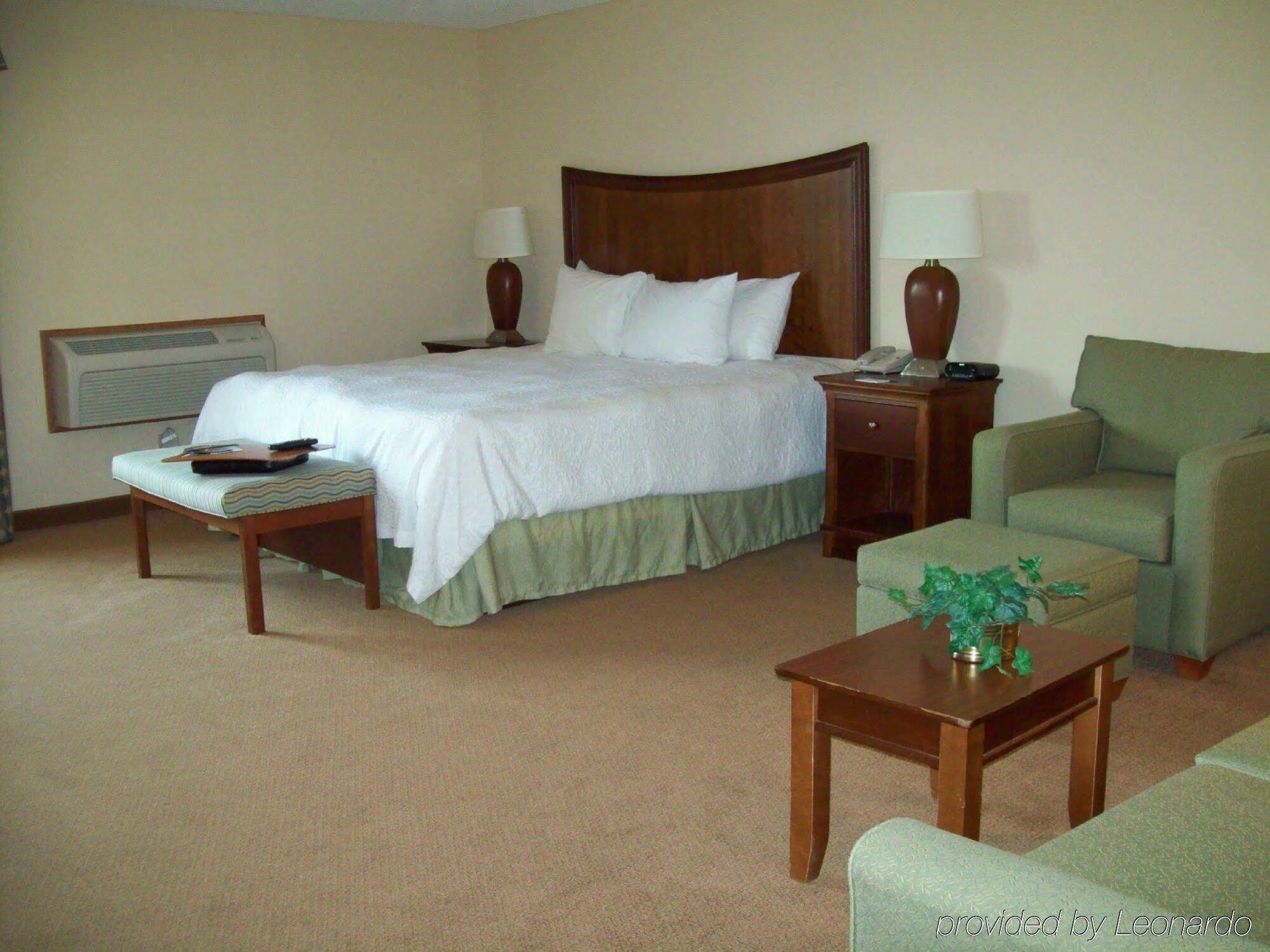 Wingate By Wyndham Lincoln Airport East Hotel Kültér fotó